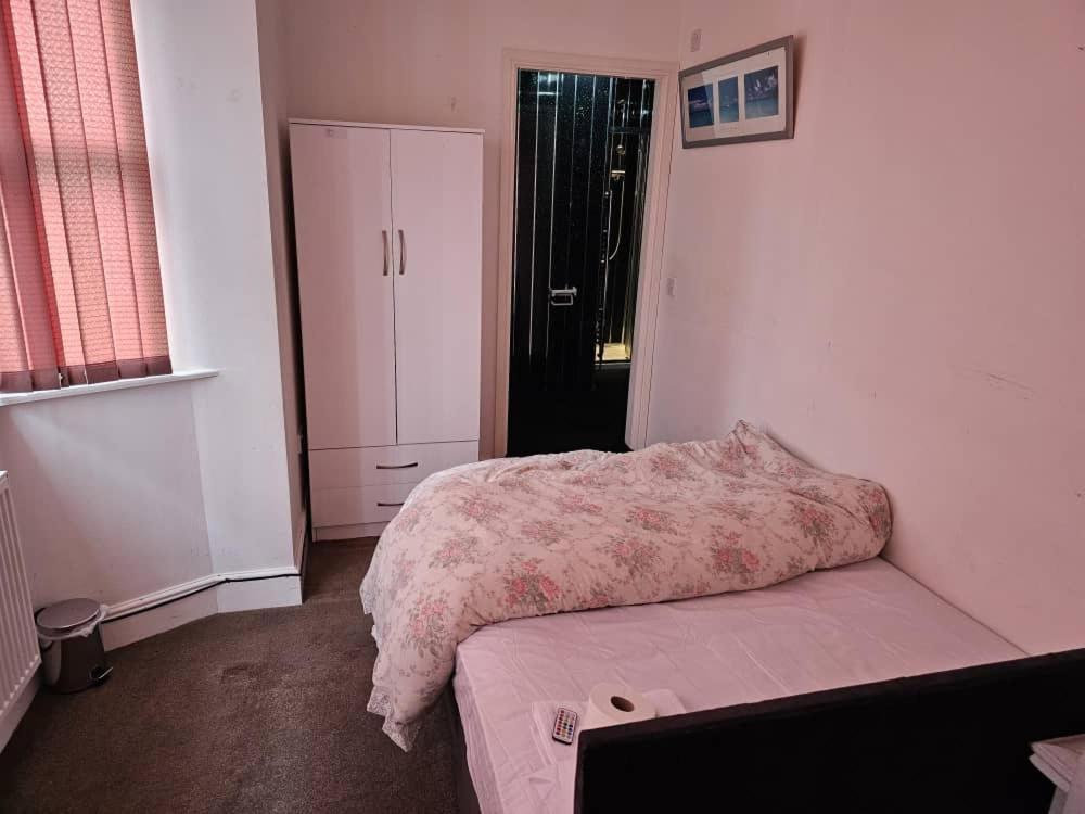 Available Rooms At Buckingham Road Ντόνκαστερ Εξωτερικό φωτογραφία