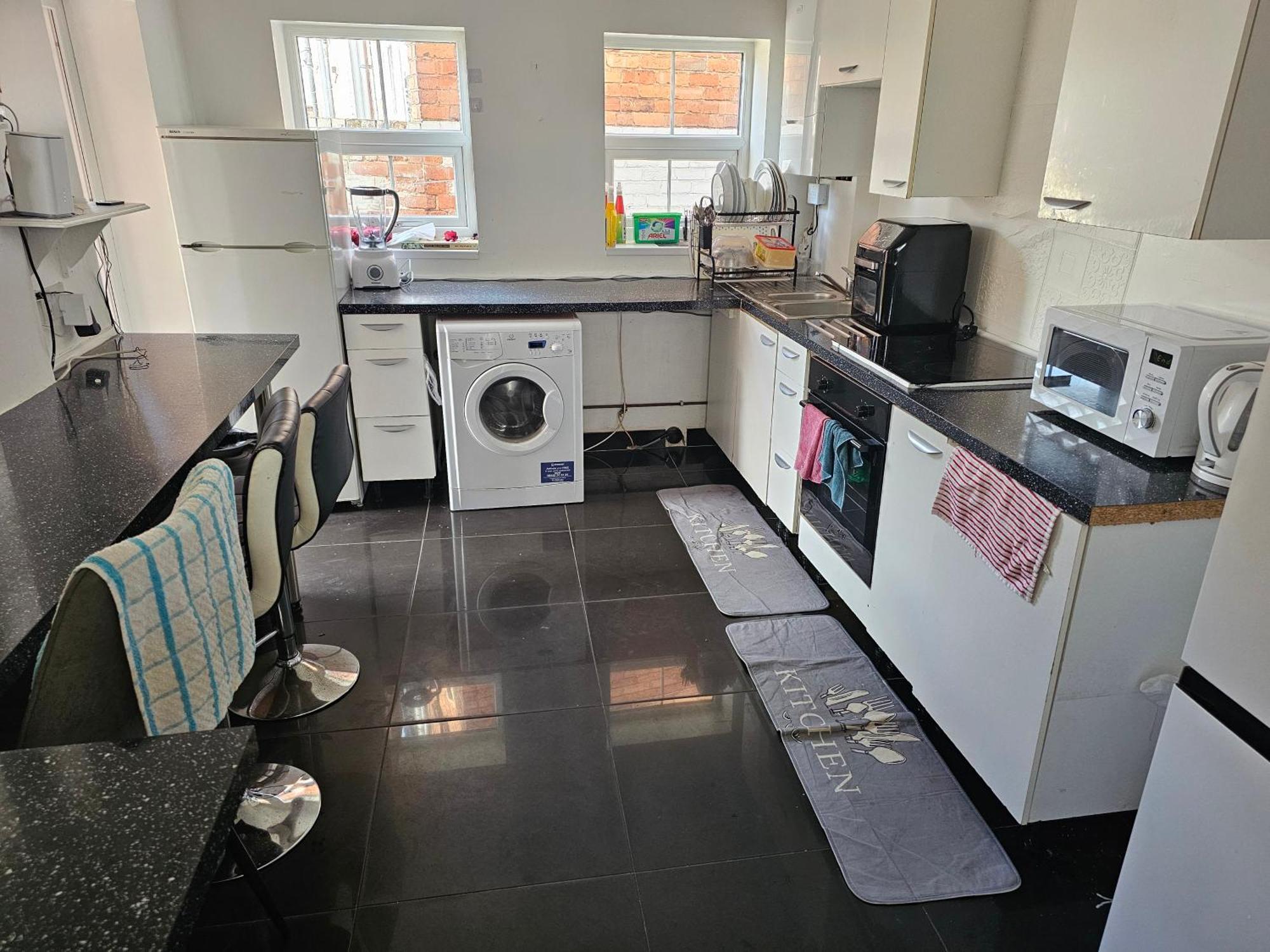 Available Rooms At Buckingham Road Ντόνκαστερ Εξωτερικό φωτογραφία